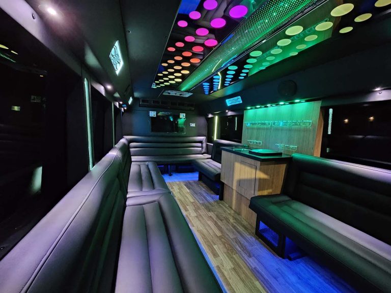 Hamilton Limo Service for Romantic Dates and Evening Celebrations